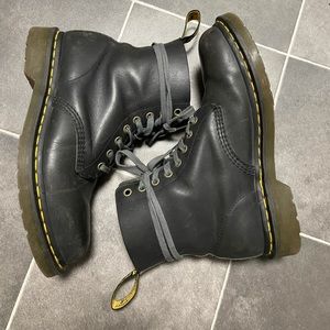 Dr. Martens 1460 Pascal- Clove